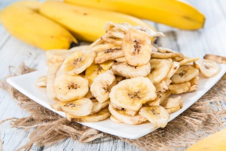¿Cómo hacer Chips de plátano? ¡Receta fácil y sana!